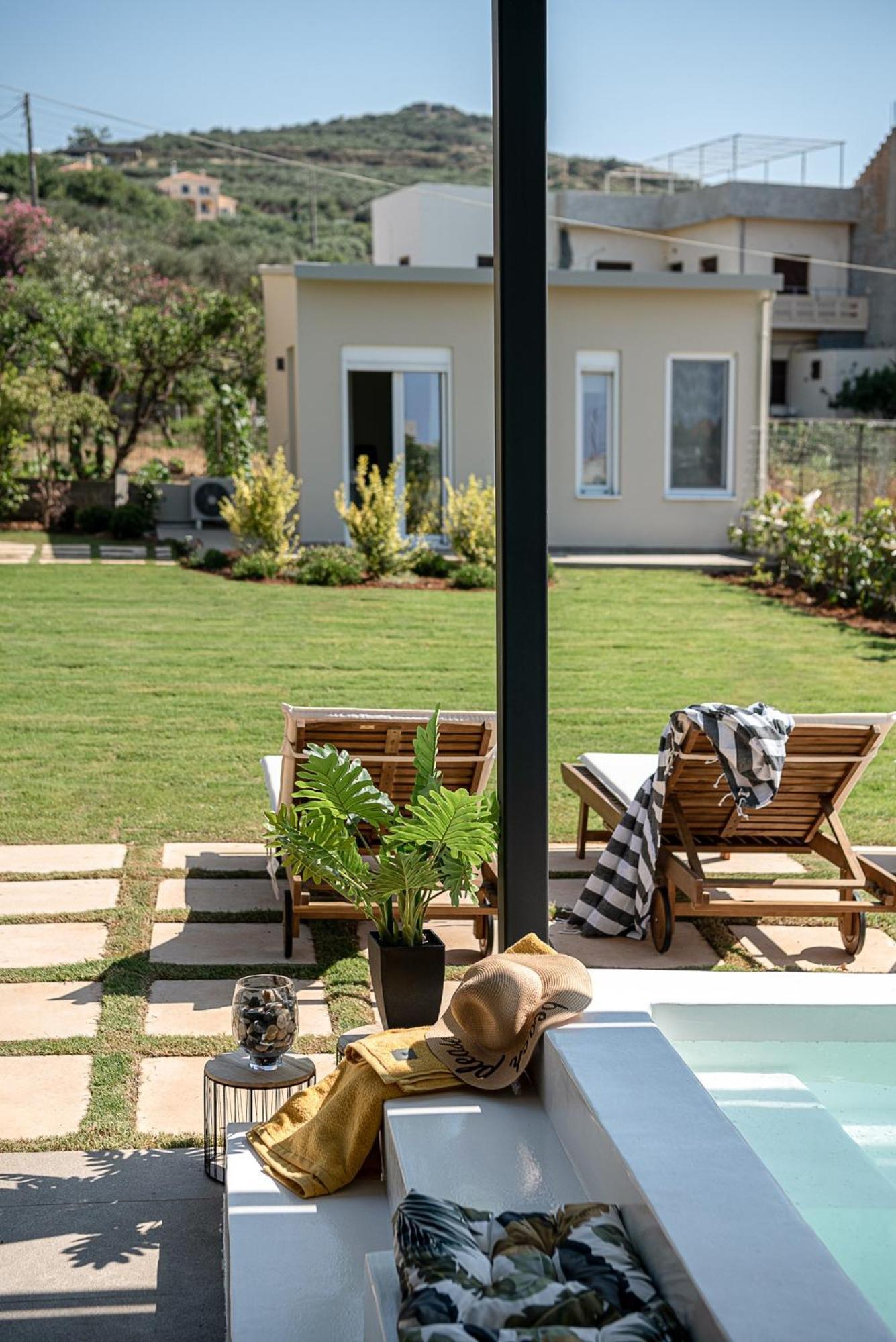 Happyhouse Villa Kíssamos Exteriör bild